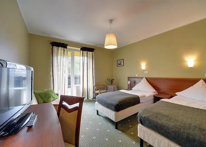 Hotel Belweder - Przy Hotelu Golebiewski
